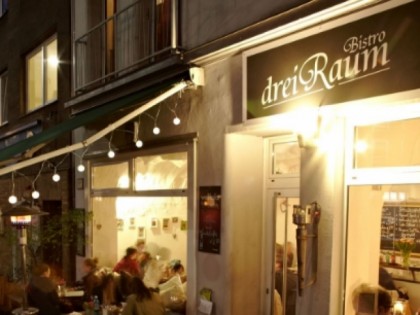 Photo: Drei Raum Bistro and Bar